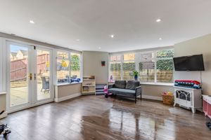 Photo 8- click for photo gallery